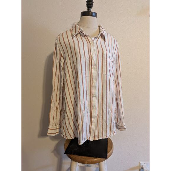 Isabel 100% rayon striped button down size L - Picture 5 of 5